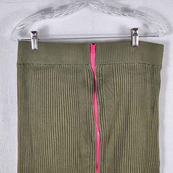 Nicki Minaj Olive Green w/Hot Pink Front Zipper Ribbed Rayon Nylon Skirt Size XL - Picture 4 of 16